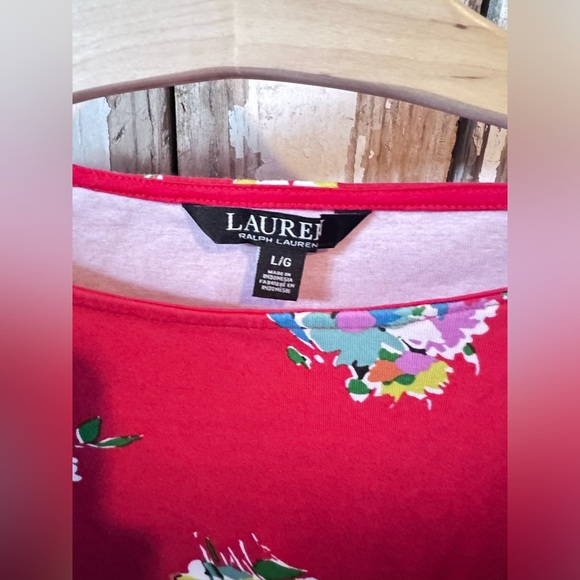Lauren Ralph Lauren Boatneck Tee Size Large Red with Flowers Short Sleeve - Picture 2 of 7
